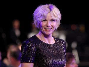 27-03-2015 SHOWBIZZ; STICHTING HULPHOND HAALT MEGA BEDRAG VAN �539.000.00 OP. Hulphond Nederland bestaat al 30 jaar. Nu was er weer een groot gala feest in Studio 21 te Hilversum. Vele prominenten waren gekomen uit zakelijk NL. Veiling meester JOB UBBENS wist met 15 kavels een mega bedrag op te halen waar HULPHOND NL weer mooie dingen mee kan gaan doen.
foto: Albert den Iseger