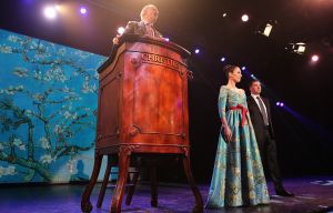 27-03-2015 SHOWBIZZ; STICHTING HULPHOND HAALT MEGA BEDRAG VAN �539.000.00 OP. Hulphond Nederland bestaat al 30 jaar. Nu was er weer een groot gala feest in Studio 21 te Hilversum. Vele prominenten waren gekomen uit zakelijk NL. Veiling meester JOB UBBENS wist met 15 kavels een mega bedrag op te halen waar HULPHOND NL weer mooie dingen mee kan gaan doen.
foto: Albert den Iseger