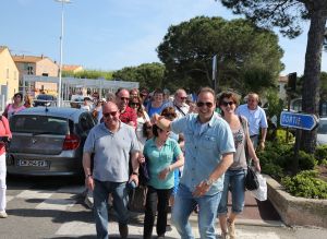31-03-2022 SHOWBIZZ; FRANS BAUER MET FANS NAAR ZUID FRANKRIJK. Vanaf 26 maart is het feest voor 125 fans van Frans Bauer. Ze gaan met de van der Valk bus naar Zuid Frankrijk voor een gezellige reis, met Frans als reisleider.
Van 26 maart tot en met 2 April is het feest. Van Cannes tot St Tropez, van St.Aygulf tot St.Raphael. Frans wijst ze de weg. 
Van der Valk reizen zijn populair voor de fans van Frans Bauer.
Foto: Albert den Iseger