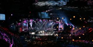 19-05-2005 SHOWBIZZ; GLENNIS GRACE IN KIEV VOOR ESC 2005. Glennis haalde helaas de finale in Kiev niet, ondanks alle moeite van het hele team keerde zij voortijdig terug naar huis.
Foto: Albert den Iseger.