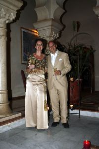 06-05-2006 SHOWBIZZ; RONALD KOLK GEEFT WAANZINNIGE MODE SHOW IN MARRAKECH MAROCCO. De kleine man geeft grote modeshow in Marrakech Marocco. 250 gasten genoten van een avond vol met mode,eten,drinken en gezelligheid In het Palais Mehdi een 5 sterren lokatie even buiten Marrakech. 
foto: Albert den Iseger.