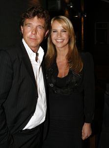 25-04-2006 SHOWBIZZ; GOOISCHE VROUWEN PRESENTEREN DVD IN HILVERSUM. Linde de Mol  Annet Malherbe  Susan Visser en de rest van de crew waren aanwezig om de dvd te presenteren aan de vele gasten.
foto: Albert den Iseger