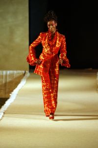 06-05-2006 SHOWBIZZ; RONALD KOLK GEEFT WAANZINNIGE MODE SHOW IN MARRAKECH MAROCCO. De kleine man geeft grote modeshow in Marrakech Marocco. 250 gasten genoten van een avond vol met mode,eten,drinken en gezelligheid In het Palais Mehdi een 5 sterren lokatie even buiten Marrakech. 
foto: Albert den Iseger.