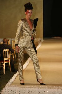 06-05-2006 SHOWBIZZ; RONALD KOLK GEEFT WAANZINNIGE MODE SHOW IN MARRAKECH MAROCCO. De kleine man geeft grote modeshow in Marrakech Marocco. 250 gasten genoten van een avond vol met mode,eten,drinken en gezelligheid In het Palais Mehdi een 5 sterren lokatie even buiten Marrakech. 
foto: Albert den Iseger.