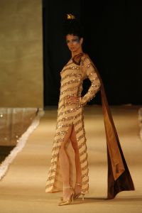 06-05-2006 SHOWBIZZ; RONALD KOLK GEEFT WAANZINNIGE MODE SHOW IN MARRAKECH MAROCCO. De kleine man geeft grote modeshow in Marrakech Marocco. 250 gasten genoten van een avond vol met mode,eten,drinken en gezelligheid In het Palais Mehdi een 5 sterren lokatie even buiten Marrakech. 
foto: Albert den Iseger.