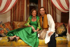 06-05-2006 SHOWBIZZ; RONALD KOLK GEEFT WAANZINNIGE MODE SHOW IN MARRAKECH MAROCCO. De kleine man geeft grote modeshow in Marrakech Marocco. 250 gasten genoten van een avond vol met mode,eten,drinken en gezelligheid In het Palais Mehdi een 5 sterren lokatie even buiten Marrakech. 
foto: Albert den Iseger.
