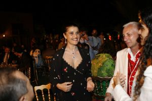 06-05-2006 SHOWBIZZ; RONALD KOLK GEEFT WAANZINNIGE MODE SHOW IN MARRAKECH MAROCCO. De kleine man geeft grote modeshow in Marrakech Marocco. 250 gasten genoten van een avond vol met mode,eten,drinken en gezelligheid In het Palais Mehdi een 5 sterren lokatie even buiten Marrakech. 
foto: Albert den Iseger.