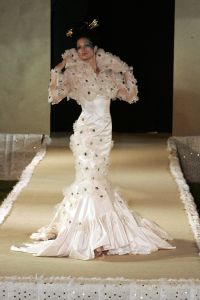 06-05-2006 SHOWBIZZ; RONALD KOLK GEEFT WAANZINNIGE MODE SHOW IN MARRAKECH MAROCCO. De kleine man geeft grote modeshow in Marrakech Marocco. 250 gasten genoten van een avond vol met mode,eten,drinken en gezelligheid In het Palais Mehdi een 5 sterren lokatie even buiten Marrakech. 
foto: Albert den Iseger.
