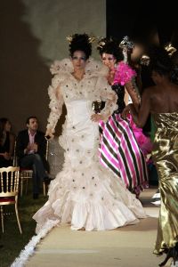 06-05-2006 SHOWBIZZ; RONALD KOLK GEEFT WAANZINNIGE MODE SHOW IN MARRAKECH MAROCCO. De kleine man geeft grote modeshow in Marrakech Marocco. 250 gasten genoten van een avond vol met mode,eten,drinken en gezelligheid In het Palais Mehdi een 5 sterren lokatie even buiten Marrakech. 
foto: Albert den Iseger.