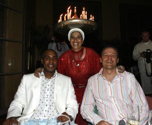 06-05-2006 SHOWBIZZ; RONALD KOLK GEEFT WAANZINNIGE MODE SHOW IN MARRAKECH MAROCCO. De kleine man geeft grote modeshow in Marrakech Marocco. 250 gasten genoten van een avond vol met mode,eten,drinken en gezelligheid In het Palais Mehdi een 5 sterren lokatie even buiten Marrakech.
foto: Albert den Iseger. 