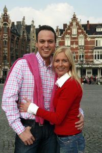 21-03-2007 SHOWBIZZ; FRANS BAUER 23 ECHTE KILO-S AFGEVALLEN EN IS EEN ANDER MENS GEWORDEN.Frans is via het Sonja Bakker dieet en veel te trainen en te sporten 23 kilo kwijt.Hij voelt zich herboren en verkeerd in een top conditie. Weekblad Prive ging met Frans en Mariska en paar dagen op stap en maakte de mooiste foto reportage. Het echte verhaal van Frans en Mariska en mooste foto-s morgen in uw Weekblad Prive.
