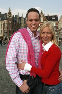 21-03-2007 SHOWBIZZ; FRANS BAUER 23 ECHTE KILO-S AFGEVALLEN EN IS EEN ANDER MENS GEWORDEN.Frans is via het Sonja Bakker dieet en veel te trainen en te sporten 23 kilo kwijt.Hij voelt zich herboren en verkeerd in een top conditie. Weekblad Prive ging met Frans en Mariska en paar dagen op stap en maakte de mooiste foto reportage. Het echte verhaal van Frans en Mariska en mooste foto-s morgen in uw Weekblad Prive.