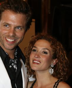 10-05-2007 SHOWBIZZ: PREMIERE VAN DE GELIJKNAMIGE FILM VAN THEO VAN GOGH INTERVIEW. Met Steve Buscemi en Sienna Miller in de Hoofdrol. De rode loper lag er voor Katja en Thijs Schuurman-Romer_ Ellen ten Damme _Georgiona Verbaan_Johnny de Mol_hoogzwangere Tara Elders en Michiel Huisman en uit America was overgevlogen Steve Buscemi. Kortom Hollywood deed Amsterdam aan tijdens deze grandioze film en feestavond.
foto: Albert den Iseger.
