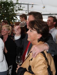 14-05-2009 SHOWBIZZ; OPENING VAN STRAND CLU BRIES TE NOORDWIJK AAN ZEE. Louis van Gaal opende voor de gebroeders van de Berg een nieuwe strand club genaamd Bries.
foto: Albert den Iseger.