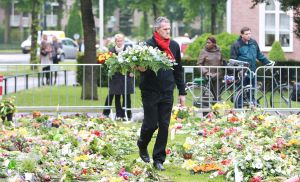 13-05-2009 NIEUWS: DIVERSE FOTO-S BETREKKING OP APELDOORN DRAMA VAN 30 APRIL 2009.
foto: Albert den Iseger