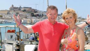 22-05-2010 SHOWBIZZ; ANNY SCHILDER EN JAN KEIZER ZIJN KLAAR VOOR HET LANCEREN VAN NIEUWE HIT SINGLE. TAKE ME TO IBIZA  is de nwe single die een dezer dagen zal worden gelanceerd door het duo. Wij waren met het gezellige duo mee naar IBIZA en Edwin Bredius schreef een prachtig verhaal over JAN en ANNY  dat deze week in weekblad PRIVE werd gepubliceerd.
foto: Albert den Iseger