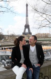 04-05-2010 SHOWBIZZ; ROB EN HENRIETTE DE NIJS IN MOOI PARIJS. Het was voor beide al vele jaren geleden om lekker een weekend lang te gaan genieten van mooi Parijs. Samen met  Evert Santegoeds van weekblad Prive genoten Rob en zijn geliefde Jet van een paar dagen Parijs. In  Prive nr.16 het hele verhaal en de exclusieve foto-s van Rob en Jet de Nijs.
foto: Albert den Iseger.04-05-2010 SHOWBIZZ; ROB EN HENRIETTE DE NIJS IN MOOI PARIJS. Het was voor beide al vele jaren geleden om lekker een weekend lang te gaan genieten van mooi Parijs. Samen met  Evert Santegoeds van weekblad Prive genoten Rob en zijn geliefde Jet van een paar dagen Parijs. In  Prive nr.16 het hele verhaal en de exclusieve foto-s van Rob en Jet de Nijs.
foto: Albert den Iseger.