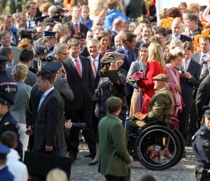 30-04-2011 KONINKLIJKHUIS: KONINGINNENDAG 2011 IN THORN. Met Koningin Beatrix, Prins Willem Alexander, Prinses Maxima,Prins Johan Friso,Prins Constantijn,Prinses Laurentien, Maurits,Marilene,Prins Bernhard,Annette,Pieter Christiaan,Floris.
foto: Albert den Iseger.