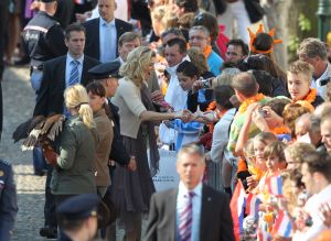 30-04-2011 KONINKLIJKHUIS: KONINGINNENDAG 2011 IN THORN. Met Koningin Beatrix, Prins Willem Alexander, Prinses Maxima,Prins Johan Friso,Prins Constantijn,Prinses Laurentien, Maurits,Marilene,Prins Bernhard,Annette,Pieter Christiaan,Floris.
foto: Albert den Iseger.
