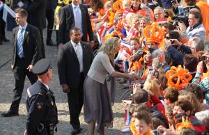 30-04-2011 KONINKLIJKHUIS: KONINGINNENDAG 2011 IN THORN. Met Koningin Beatrix, Prins Willem Alexander, Prinses Maxima,Prins Johan Friso,Prins Constantijn,Prinses Laurentien, Maurits,Marilene,Prins Bernhard,Annette,Pieter Christiaan,Floris.
foto: Albert den Iseger.