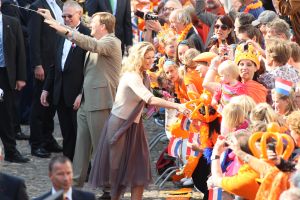 30-04-2011 KONINKLIJKHUIS: KONINGINNENDAG 2011 IN THORN. Met Koningin Beatrix, Prins Willem Alexander, Prinses Maxima,Prins Johan Friso,Prins Constantijn,Prinses Laurentien, Maurits,Marilene,Prins Bernhard,Annette,Pieter Christiaan,Floris.
foto: Albert den Iseger.
