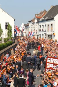 30-04-2011 KONINKLIJKHUIS: KONINGINNENDAG 2011 IN THORN. Met Koningin Beatrix, Prins Willem Alexander, Prinses Maxima,Prins Johan Friso,Prins Constantijn,Prinses Laurentien, Maurits,Marilene,Prins Bernhard,Annette,Pieter Christiaan,Floris.
foto: Albert den Iseger.