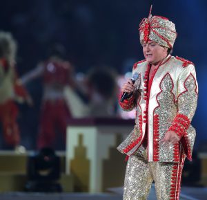 29-05-2013 SHOWBIZZ; TOPPERS BELEEFDEN ALWEER EEN HOOGTE PUNT. Meer dan 200.000 buikdanseressen en sjeiks gingen volledig los op de muziek van Rene Froger-Gerard Joling-Jeroen v.d.Boom-Najib Amhali-Ernst Daniel Smit-Rene Schuurmans-Tavares-Venga Boys-Robert Leroy-Jan Smit en de 3 JS. Het was weer het TOPPERS feest bij uitstek. Volgend jaar de finale, het 1ste jubileum van de TOPPERS. Misschien wel compleet met GORDON. We gaan het meemaken.
foto: Albert den Iseger