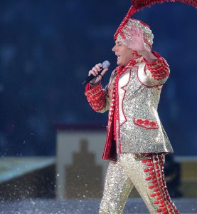 29-05-2013 SHOWBIZZ; TOPPERS BELEEFDEN ALWEER EEN HOOGTE PUNT. Meer dan 200.000 buikdanseressen en sjeiks gingen volledig los op de muziek van Rene Froger-Gerard Joling-Jeroen v.d.Boom-Najib Amhali-Ernst Daniel Smit-Rene Schuurmans-Tavares-Venga Boys-Robert Leroy-Jan Smit en de 3 JS. Het was weer het TOPPERS feest bij uitstek. Volgend jaar de finale, het 1ste jubileum van de TOPPERS. Misschien wel compleet met GORDON. We gaan het meemaken.
foto: Albert den Iseger