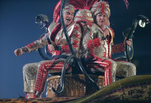 29-05-2013 SHOWBIZZ; TOPPERS BELEEFDEN ALWEER EEN HOOGTE PUNT. Meer dan 200.000 buikdanseressen en sjeiks gingen volledig los op de muziek van Rene Froger-Gerard Joling-Jeroen v.d.Boom-Najib Amhali-Ernst Daniel Smit-Rene Schuurmans-Tavares-Venga Boys-Robert Leroy-Jan Smit en de 3 JS. Het was weer het TOPPERS feest bij uitstek. Volgend jaar de finale, het 1ste jubileum van de TOPPERS. Misschien wel compleet met GORDON. We gaan het meemaken.
foto: Albert den Iseger