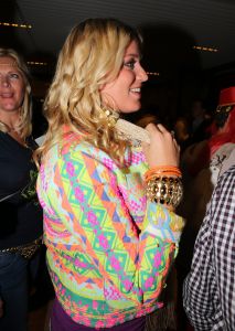 29-05-2013 SHOWBIZZ; TOPPERS BELEEFDEN ALWEER EEN HOOGTE PUNT. Meer dan 200.000 buikdanseressen en sjeiks gingen volledig los op de muziek van Rene Froger-Gerard Joling-Jeroen v.d.Boom-Najib Amhali-Ernst Daniel Smit-Rene Schuurmans-Tavares-Venga Boys-Robert Leroy-Jan Smit en de 3 JS. Het was weer het TOPPERS feest bij uitstek. Volgend jaar de finale, het 1ste jubileum van de TOPPERS. Misschien wel compleet met GORDON. We gaan het meemaken.
foto: Albert den Iseger
