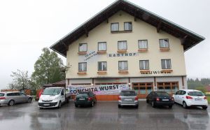 22-05-2014 SHOWBIZZ; OUDERS VAN CONCHITA ONDER POLITIE BESCHERMING. Wij zochten de ouders van CONCHITA op in het Oostenrijkse Bad Mitterndorf. Prive publiceert deze week een opmerkelijk verhaal over Tom Wurst zijn jeugd.
foto: Albert den Iseger