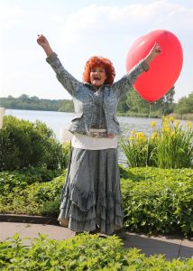 23-05-2014 SHOWBIZZZ; IMCA MARINA STRAALT WEER. Vandaag sprak PRIVE met IMCA in het lente zonnetje en gelukkig gaat het weer goed met haar. Het hele verhaal staat vandaag op de pagina PRIVE van de TELEGRAAF.
foto: Albert den Iseger.