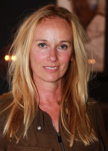 13-05-2014 SHOWBIZZ; NANNIC PARTY GROOT SUCCES MET VELE BN-ers VROUWEN.
Betty de Groot had in samenwerking met TIMOTHY OULTON weer een pracht van een dag georganiseerd waarop vele bekenden waren komen opdraven oa. Quinty Trustfull-Mariska van Kolck-Patricia Steur-Barbara Plugge-Sheila de Vries-Corry Konings-Leontine Borsato-Hind-Beertje van Beesr en nog vele anderen.Quinty Trustfull ontving de Nannic Award voor Strong Woman 2014.
foto: Albert den Iseger.