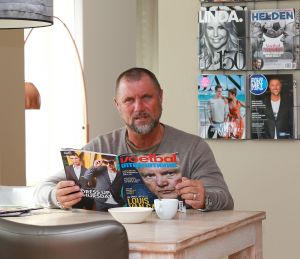 04-05-2017 SHOWBIZZ; JOHN DE WOLF BLIJFT AMBASSADEUR VOOR OUDERENWERKLOOSHEID EN GENIET VAN HET LEVEN. John de Wolf geniet van het leven met zijn partner INGE en blijft met dagelijks te sporten in TOPCONDITIE.
foto: Albert den Iseger