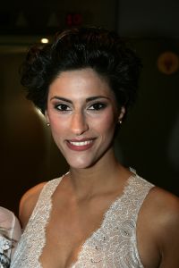 28-11-2005 SHOWBIZZ: BEAU MONDE AWARDS UITGEREIKT IN HILTON HOTEL AMSTERDAM. De jaarlijkse Beau Monde Awards zijn weer uitgereikt. Sylvana Simons, Tooske  Ragas, Inge de Bruin en Ellemieke Vermolen gingen naar huis met een prachtige bokaal. Vele bekenden van de Beau Monde waren naar het Hilton gekomen om te kijken en  vooral om bekeken te worden. Al met al weer een groots feest waar tout glamour Nederland anwezig was.
foto: Albert den Iseger.