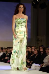 26-11-2005 SHOWBIZZ: ADDY VAN DEN KROMMENACKER PRIVATE LABEL COLLECTION 2006. Defile et diner in Hulskampgebouw aan de Maas te Rotterdam.
foto: Albert den Iseger