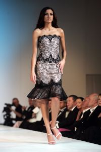 26-11-2005 SHOWBIZZ: ADDY VAN DEN KROMMENACKER PRIVATE LABEL COLLECTION 2006. Defile et diner in Hulskampgebouw aan de Maas te Rotterdam.
foto: Albert den Iseger