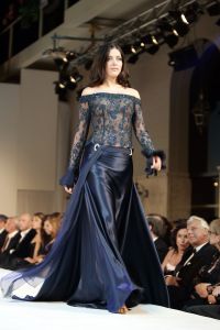 26-11-2005 SHOWBIZZ: ADDY VAN DEN KROMMENACKER PRIVATE LABEL COLLECTION 2006. Defile et diner in Hulskampgebouw aan de Maas te Rotterdam.
foto: Albert den Iseger