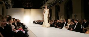 26-11-2005 SHOWBIZZ: ADDY VAN DEN KROMMENACKER PRIVATE LABEL COLLECTION 2006. Defile et diner in Hulskampgebouw aan de Maas te Rotterdam.
foto: Albert den Iseger