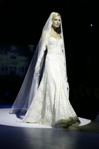 26-11-2005 SHOWBIZZ: ADDY VAN DEN KROMMENACKER PRIVATE LABEL COLLECTION 2006. Defile et diner in Hulskampgebouw aan de Maas te Rotterdam.
foto: Albert den Iseger