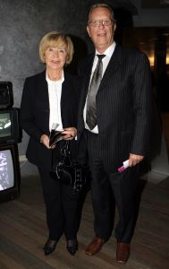 27-10-2006 SHOWBIZZ; PREMIERE VAN TONEELSTUK SEXUAL PERVERSITY. MTV en REP producties presenteerden de premiere van het gedurfde toneelstuk Sexual Perversity met Birgit Schuurman_Johnny de Mol_Gijs Naber en Jelka van Houten. Het stuk gaat over geven en nemen en je durven overgeven in een relatie, in een tijd waar je wordt overspoelt met seks,decadentie en losbandigheid. De premiere werd bezocht door tal van BNers oa. Katja Schuurman-Dinand Woesthoff-Sjoerd Pleijsier-Huub Stapel-Ellen van Damme-Carice van Houten-Percy-Winston Post en nog vele anderen. 
foto: Albert den Iseger