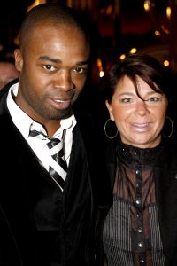 10-11-2006 SHOWBIZZ: PALAZZO OPENT HAAR DEUREN VOOR BEKEND NEDERLAND. Een compleet nieuwe show van internationale artiesten en achter het fornuis de 2 sterren kok Ron Blauw en zijn team. In aanwezigheid van oa. Andre van Duin_Frits Barend_Froukje de Both_Ramon Beuk_Frans Molenaar_ Mart Visser en tal van andere bekenden opende Palazzo haar deuren voor het Nederlandse publiek.Palazzo, een ultieme combinatie van theater en sfeervol dineren op topniveau, is dit jaar voor de derde keer te zien in Nederland.Ron Blauw Palazzo staat weer garant voor een onvergetelijke avondje uit.
foto: Albert den Iseger.