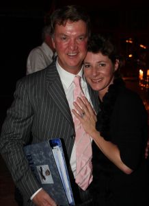 04-11-2007 SHOWBIZZ; PALAZZO OPENT DEUREN VOOR VARIETE LIEFHEBBERS. Voor het vierde achtereen volgende jaar heeft Palazzo haar deuren geopent.Tijdens de premiere trad een keur van internationale artiesten op terwijl de gasten smulden van het vijf gangen diner van top kok Ron Blauw en zijn team.Vele bekenden waren deze avond op uitnodiging van Rick Gemser naar de prachtige tent gekomen oa. Ben Cramer,  Louis van Gaal, Ed Nijpels, Aad de Mos, Thijs van Leer, Mariianne van Wijnkoop, Myrna Goosen, Johnny Kraaijkamp, Sheila de Vries, Fabienne de Vries, Harry Mens, Marijke Helwegen enz. Iedereen had na afloop het buikje vol en zere kaken van het vele lachen. Weer een pracht van aanwinst voor Amsterdam tijdens de aankomende winter.
foto: Albert den Iseger