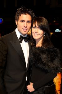22-11-2007 SHOWBIZZ; PREMIERE VAN DE FILM DE  JONGENS VAN BONTEKOE.
Avontuur, een snufje romantiek en af en toe een ramp om de vaart erin te houden. De scheepjongens van Bontekoe heeft het allemaal. Het is een spannende film over drie heldhaftige scheepsjongens en een schipper die echt heeft bestaan. Er was weer een keur van bekenden naar de premiere gekomen oa. Jim Bakkum, Chimene van Oosterhout,Bas van Toor, Cees Geel,Henk Bos,Chris Zegers,Jochum van Gelder, Ewout Genemans,Melody Klaver en vele anderen.
foto: Albert den Iseger