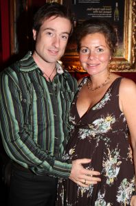 02-11-2008 SHOWBIZZ; GEEN TWEELING VOOR MAAIKE WIDDERSHOVEN. In Januari  hoopt de 39 jarige Maaike te bevallen van haar eerste kindje. Eerst dachten Maaike en haar partner dat zij in verwachting was van een tweeling zo ziek was zij telkens,  maar een echo liet toch duidelijk zien dat het een kindje zou worden.
foto:Albert den Iseger