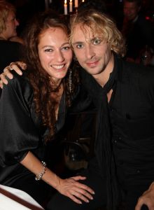 02-11-2008 SHOWBIZZ; GEEN TWEELING VOOR MAAIKE WIDDERSHOVEN. In Januari  hoopt de 39 jarige Maaike te bevallen van haar eerste kindje. Eerst dachten Maaike en haar partner dat zij in verwachting was van een tweeling zo ziek was zij telkens,  maar een echo liet toch duidelijk zien dat het een kindje zou worden.
foto:Albert den Iseger