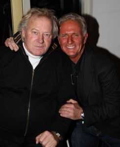 06-11-2009 SHOWBIZZ; EMILE HARTKAMP GAAT TROUWEN MET ZIJN NIEUWE LIEFDE BRIGITTE. Volgend jaar Juni gaat het gelukkige paar met elkaar trouwen in Scheveningen waar ze elkaar ontmoet hebben. Emile deed deze onthulling op zijn 50ste verjaardag in Beekbergen.
foto: Albert den Iseger
