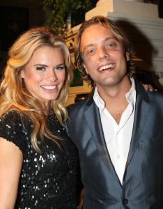 29-10-2009 SHOWBIZZ; STERREN STRAALDEN AAN DE HEMEL EN IN HET AMSTELHOTEL. De jaarlijkse Beau Monde awards werden weer uitgereikt in het Amstelhotel. Iedereen die maar IETS  is in de glamour wereld was op komen draven om het feestje mee te vieren. Grote winnaars werden Lieke van Lexmond- Kim Feenstra en Irene Moors.
foto: Albert den Iseger