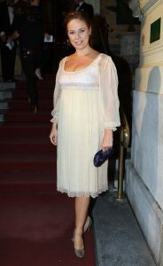 29-10-2009 SHOWBIZZ; STERREN STRAALDEN AAN DE HEMEL EN IN HET AMSTELHOTEL. De jaarlijkse Beau Monde awards werden weer uitgereikt in het Amstelhotel. Iedereen die maar IETS  is in de glamour wereld was op komen draven om het feestje mee te vieren. Grote winnaars werden Lieke van Lexmond- Kim Feenstra en Irene Moors.
foto: Albert den Iseger