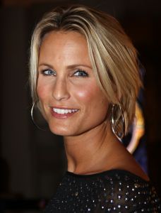 29-10-2009 SHOWBIZZ; STERREN STRAALDEN AAN DE HEMEL EN IN HET AMSTELHOTEL. De jaarlijkse Beau Monde awards werden weer uitgereikt in het Amstelhotel. Iedereen die maar IETS  is in de glamour wereld was op komen draven om het feestje mee te vieren. Grote winnaars werden Lieke van Lexmond- Kim Feenstra en Irene Moors.
fot29-10-2009 SHOWBIZZ; STERREN STRAALDEN AAN DE HEMEL EN IN HET AMSTELHOTEL. De jaarlijkse Beau Monde awards werden weer uitgereikt in het Amstelhotel. Iedereen die maar IETS  is in de glamour wereld was op komen draven om het feestje mee te vieren. Grote winnaars werden Lieke van Lexmond- Kim Feenstra en Irene Moors.
foto: Albert den Isegero: Albert den Iseger